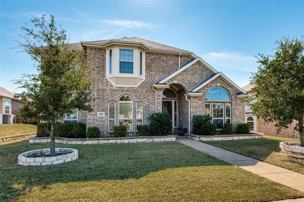 1840 River Run Drive, Desoto, TX 75115