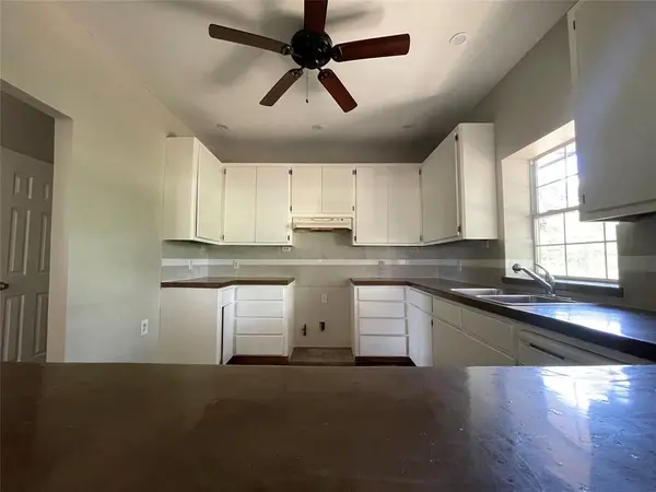 Address not disclosed, Kemp, TX 75143