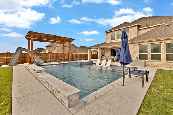 330 Penrose Drive, Ovilla, TX 75154