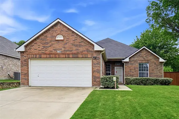 1140 Whispering Trail Circle, Lewisville, TX 75067