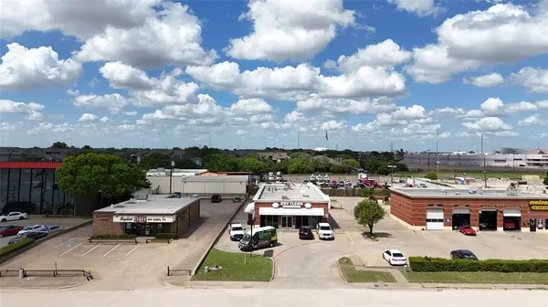 11609 Northwest, Dallas, TX 75218