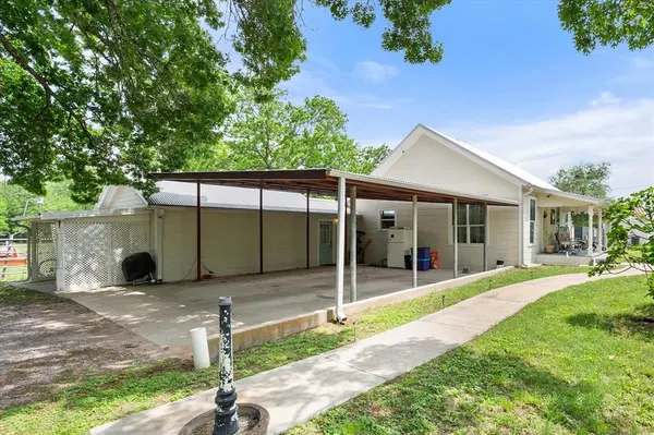 1101 S 37th Street, Corsicana, TX 75110