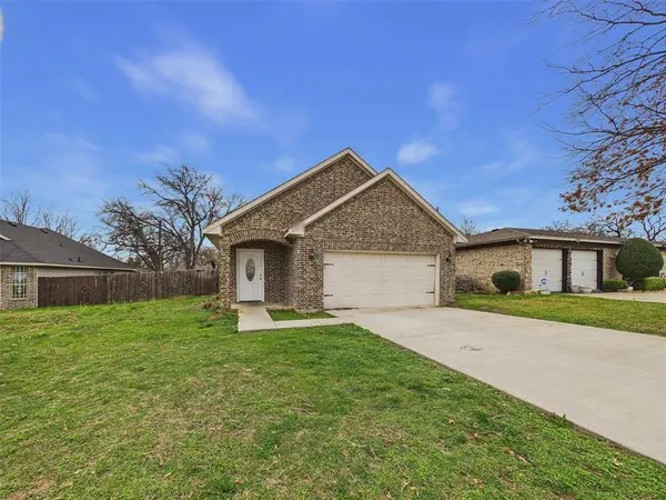 4405 Chickasaw Avenue, Fort Worth, TX 76119