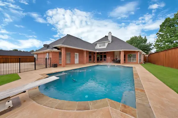 1110 Mccampbell Road, Mansfield, TX 76063