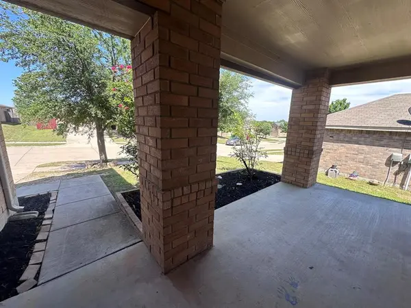 512 Tunnel Street, Cedar Hill, TX 75104
