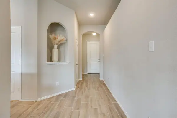 533 Lela Circle, Keene, TX 76059