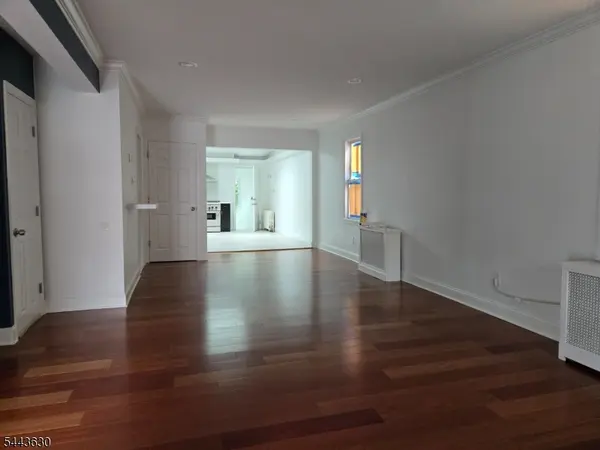 49 Mountainview St, West Orange Twp., NJ 07052