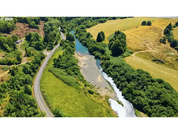 49629 HIGHWAY 242, Broadbent, OR 97414