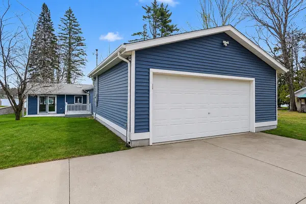 3625 Cedar ST, Alcona Twp, MI 48738
