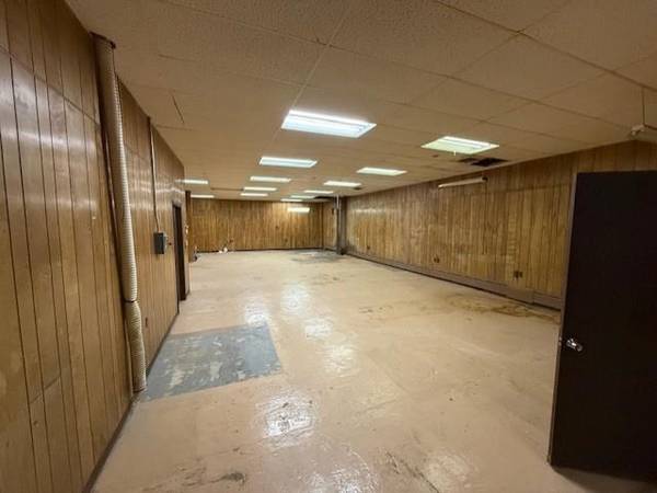414 N State, Alma, MI 48801