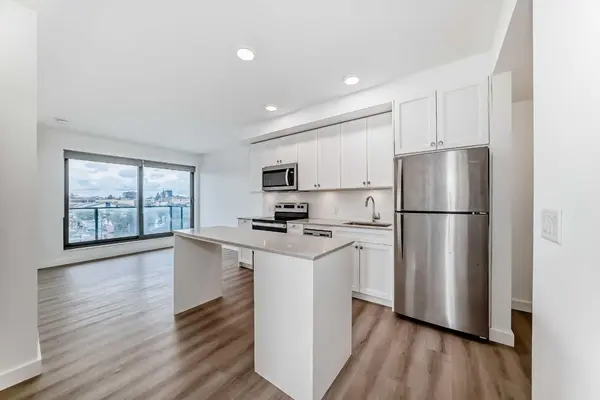 123 4 ST NE #1202, Calgary, AB T2E 8K3