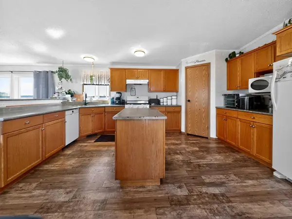 15137 TWP 1052, Rural Mackenzie County, AB T0H2H0