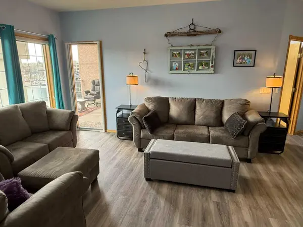 4805 45 ST #414, Red Deer, AB T4N 7A9