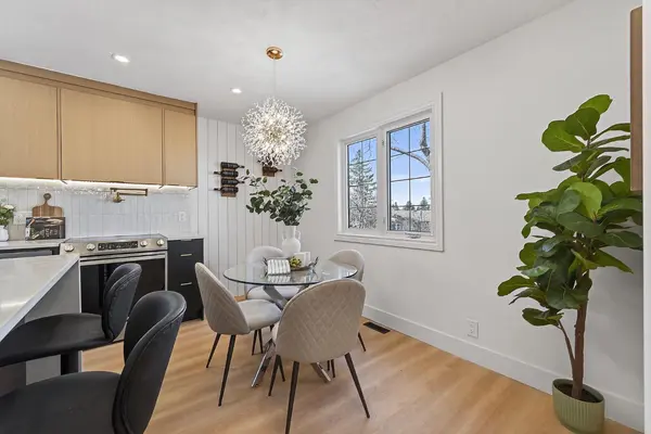 1607 Marlyn WAY NE, Calgary, AB T2A 3K8