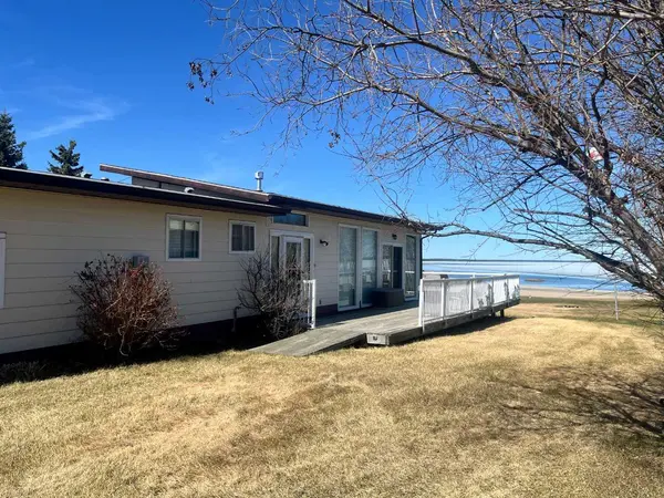 303 Cumming DR, Brightsand Lake, SK S0M1J0