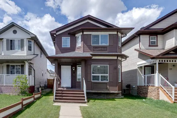 31 Taralake GDNS NE, Calgary, AB T3J 0A8