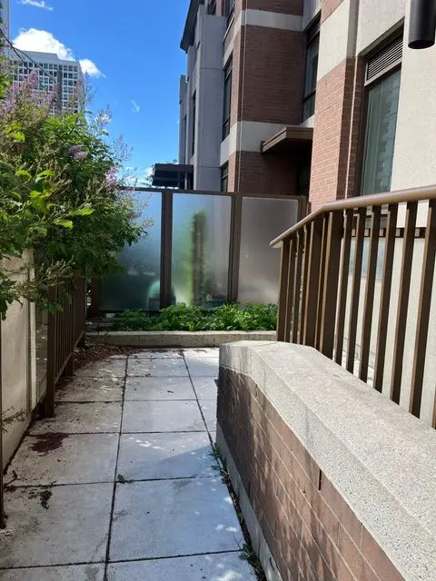 310 Tweedsmuir AVE #Th2, Toronto C03, ON M5P 2Y2