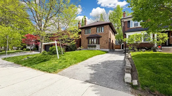49 Chudleigh AVE, Toronto C04, ON M4R 1T4