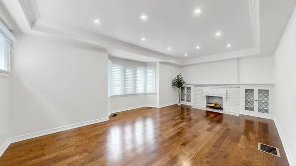 49 Chudleigh AVE, Toronto C04, ON M4R 1T4