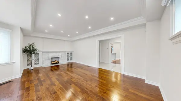 49 Chudleigh AVE, Toronto C04, ON M4R 1T4