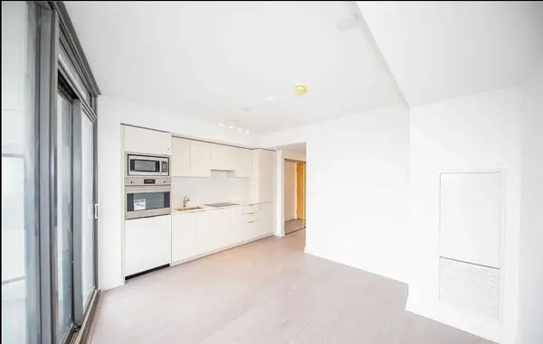 11 Wellesley ST W #2512, Toronto C01, ON M4Y 0G4