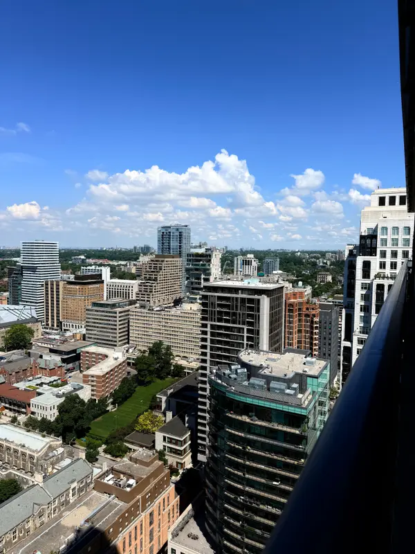65 St Mary ST #3205, Toronto C01, ON M5S 0A6