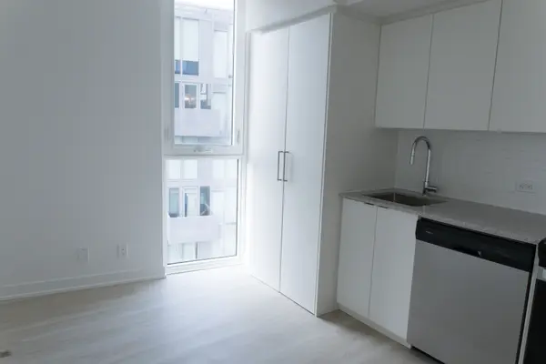 30 Tretti WAY #1111, Toronto C06, ON M3H 0E3