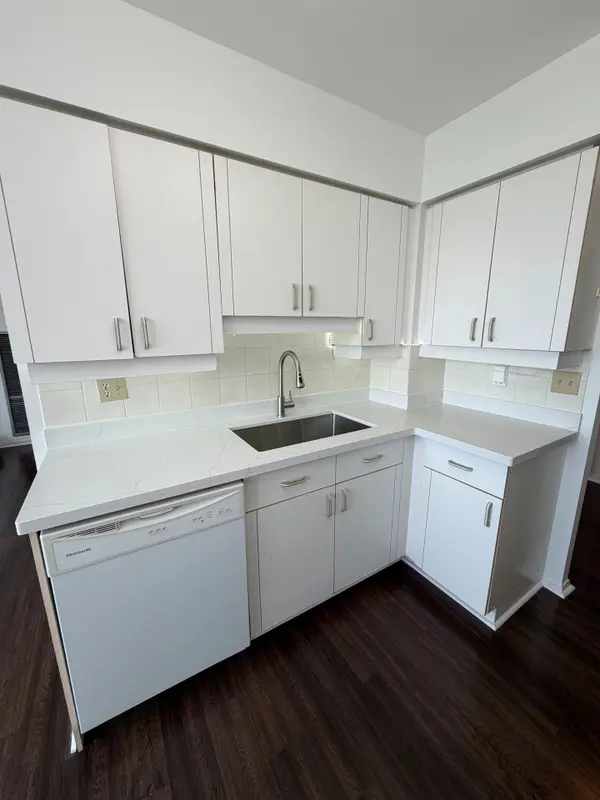 175 Bamburgh CIR #1609, Toronto E05, ON M1W 3X8