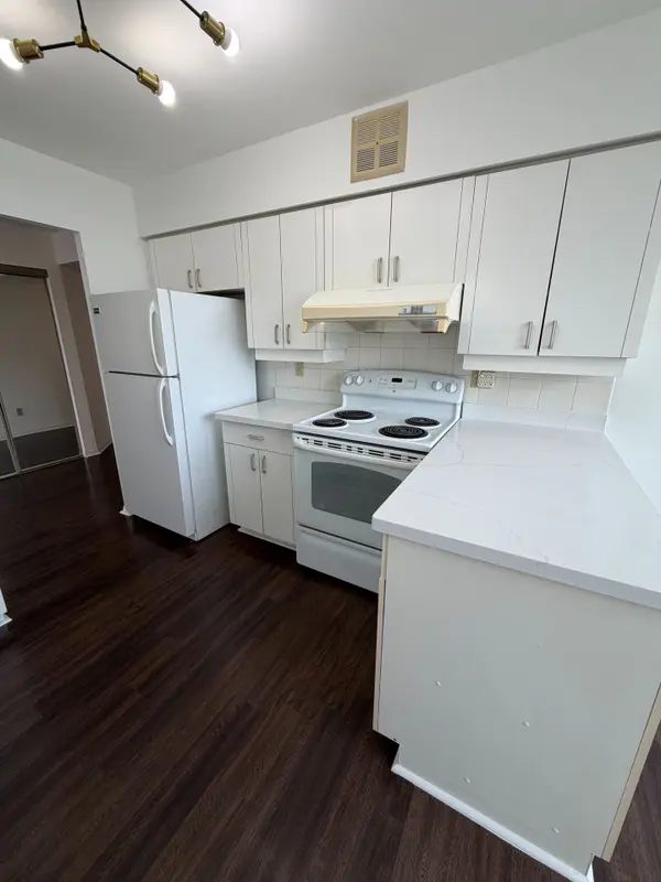 175 Bamburgh CIR #1609, Toronto E05, ON M1W 3X8