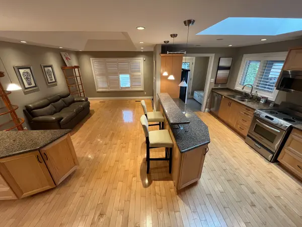 5 Southdale DR, Markham, ON L3P 1J6