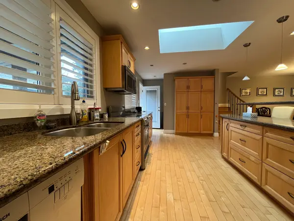 5 Southdale DR, Markham, ON L3P 1J6