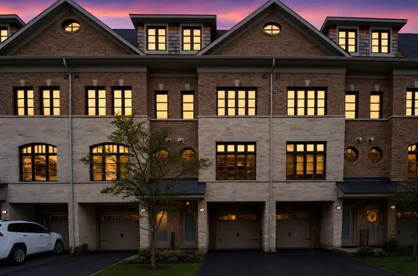 27 Powseland CRES, Vaughan, ON L4L 0C5