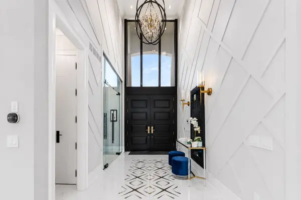 62 Sherwood Forest DR, Markham, ON L3P 1P8