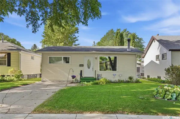 1117 5th STREET E, Saskatoon, SK S7H 1H4
