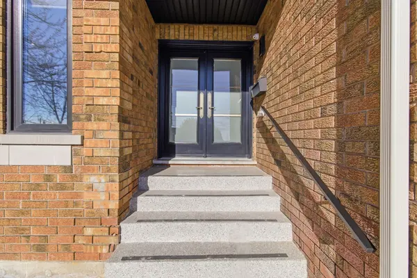 5121 Creditview RD, Mississauga, ON L5V 1R8