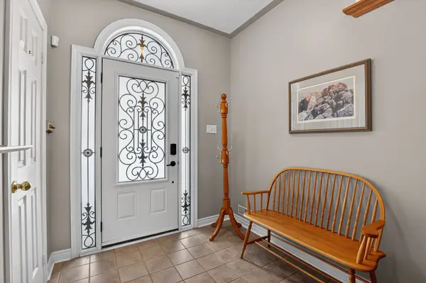 4 Valleybrae CT, Caledon, ON L7C 1B8