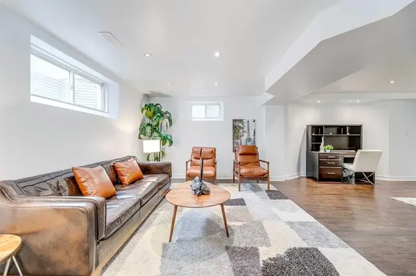 2511 North Ridge TRL #BSMT, Oakville, ON L6H 7N6