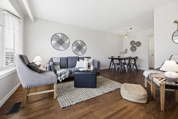 17 Edelwild DR, Orangeville, ON L9W 2Y4
