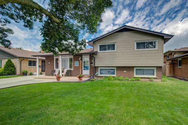 99 Highman AVE, Cambridge, ON N1R 3M2