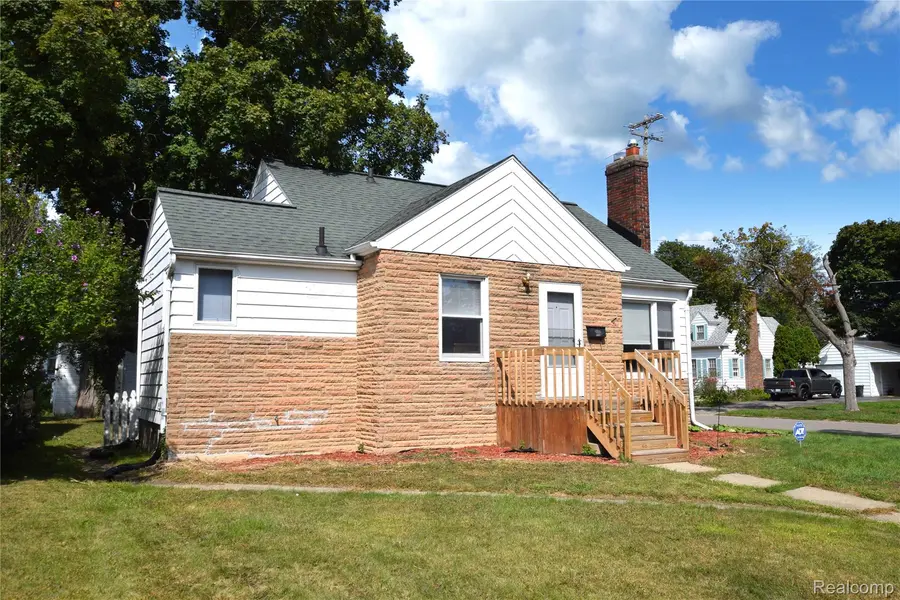 2131 Windemere AVE, Flint, MI 48503