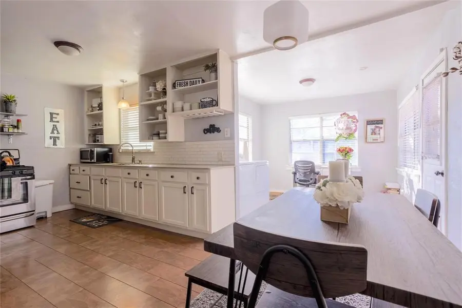 1903 Dale Place, Irving, TX 75061
