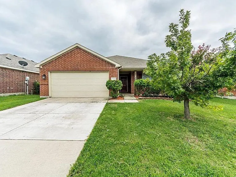 1808 Morning Dove, Aubrey, TX 76227