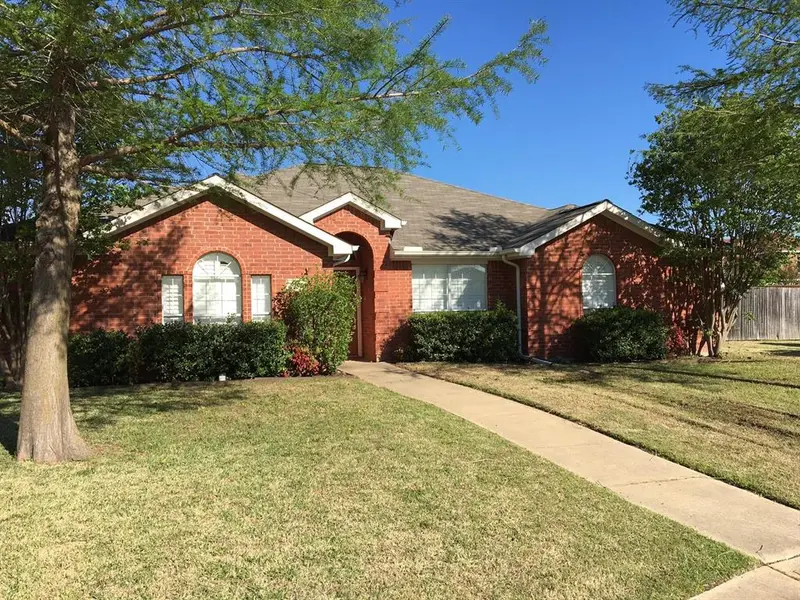 7309 Caruth Drive, Rowlett, TX 75089