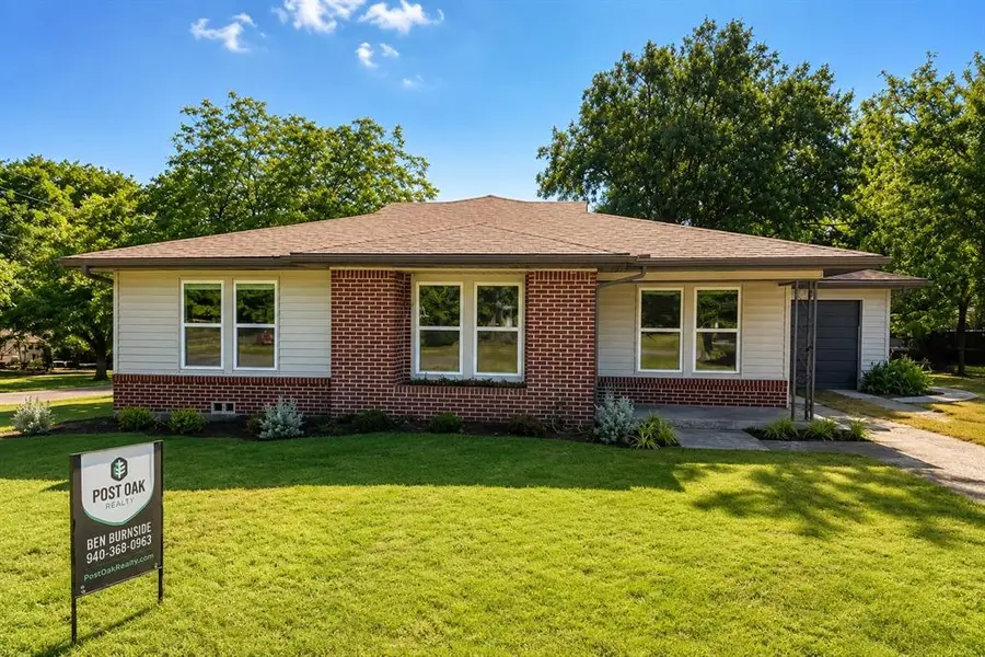 1202 S Hatcher Street, Decatur, TX 76234