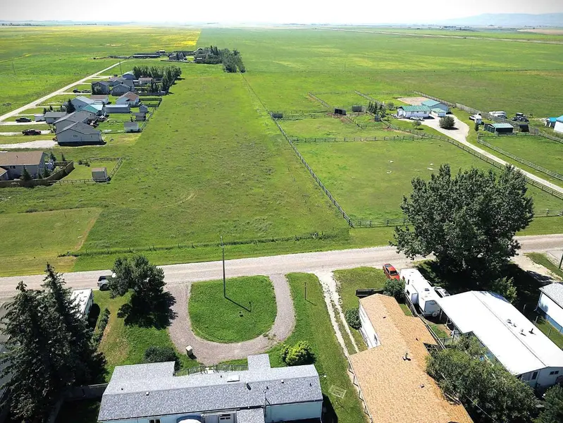 320 Minto, Granum, AB T0L 1A0