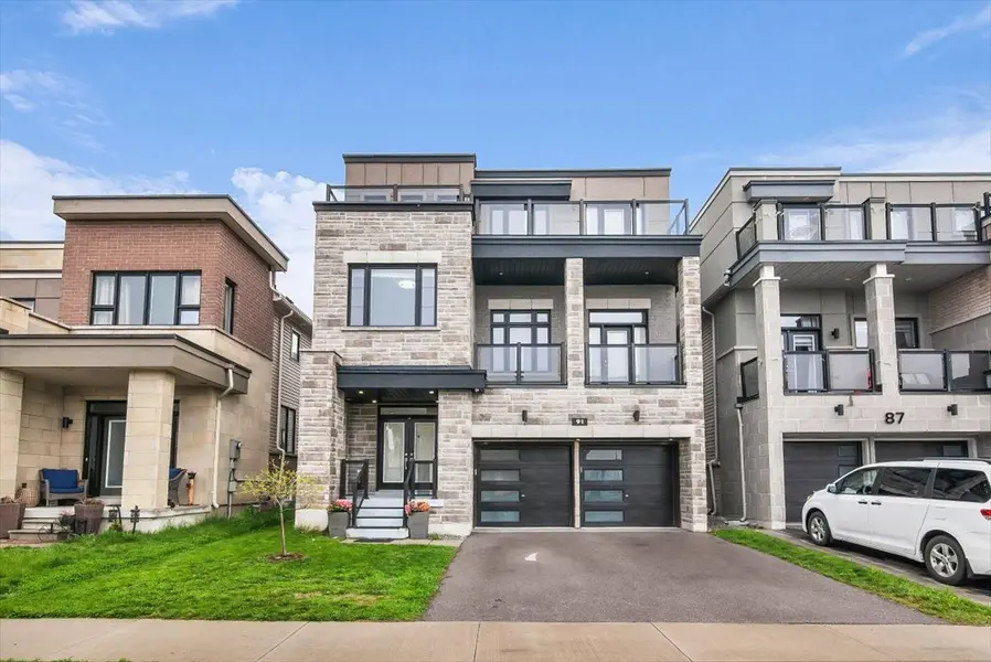 91 Yacht DR, Clarington, ON L1C 4A9