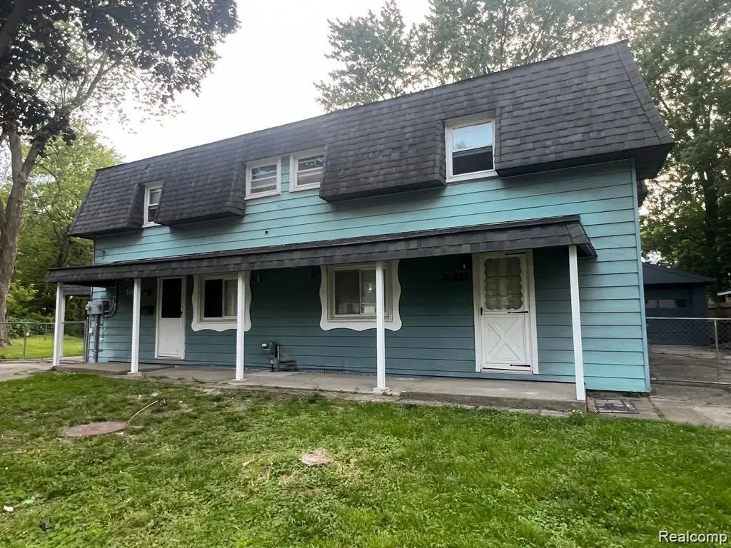 31927-31929 CALHOUN, Westland, MI 48186