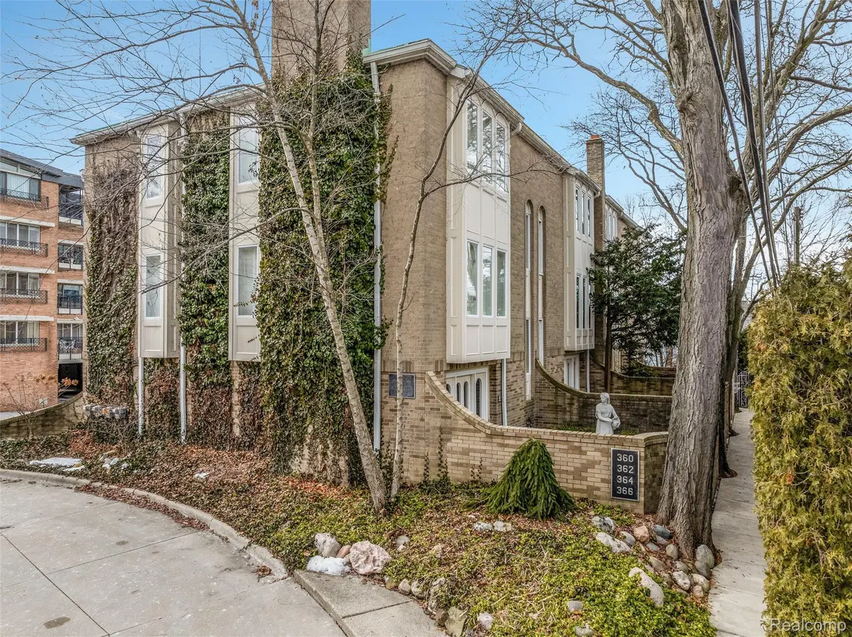 362 Southfield RD, Birmingham, MI 48009