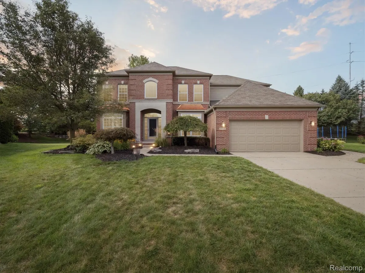 49018 Freestone DR, Northville, MI 48168