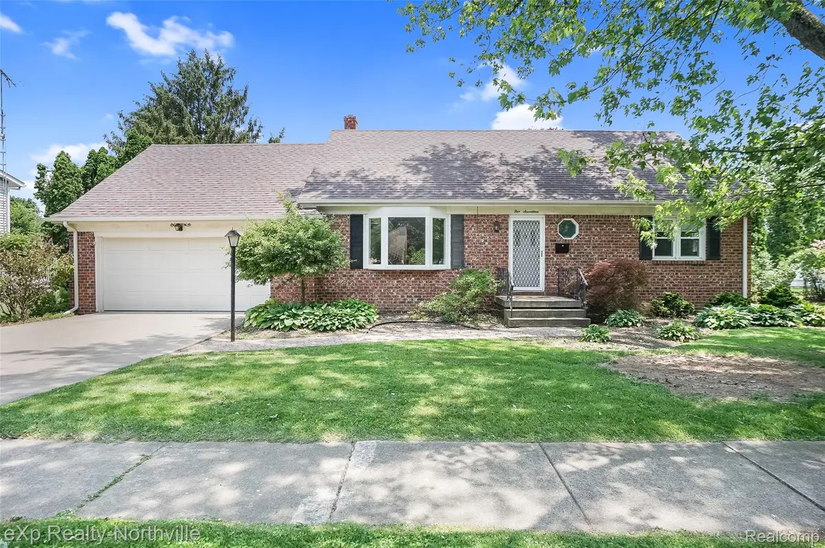 517 S Scott ST, Adrian, MI 49221